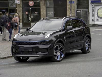 Lynk & Co 01 